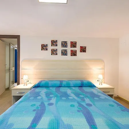 Casa Rosa Di Mare & Marina Gæstehus