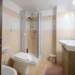Casa Rosa Di Mare & Marina מרינה די מנקוורסה