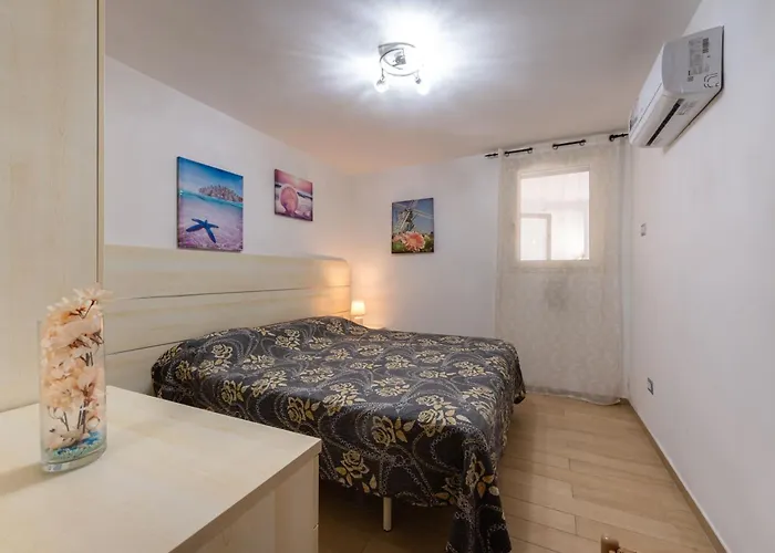 Casa Rosa Di Mare & Marina Affittacamere